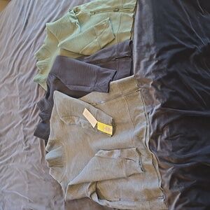 All in motion quilted pullovers XL